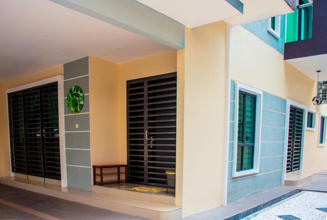 Tropical Livings Meru Ipoh Homestay By Grab A Stay Ngoại thất bức ảnh